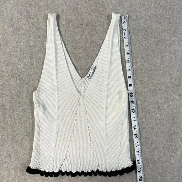 Zara Cream Sleeveless Crochet Knit Bottom Ruffle Crop Sweater Tank Top V Neck SM - Picture 7 of 9